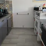 Σπίτι διακοπών Entire Ground Floor In Beautiful Saint-Raphaël
