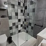 Σπίτι διακοπών Entire Ground Floor In Beautiful *