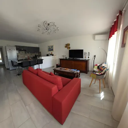 Hébergement de vacances Entire Ground Floor In Beautiful *