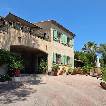 Semesterbostad Entire Ground Floor In Beautiful Saint-Raphaël