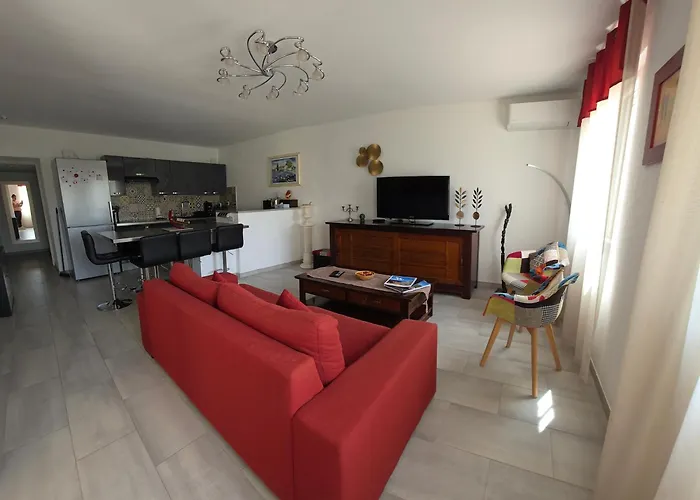 Prázdninový dům Entire Ground Floor In Beautiful *